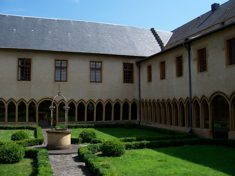 view of the garden and the sound installation