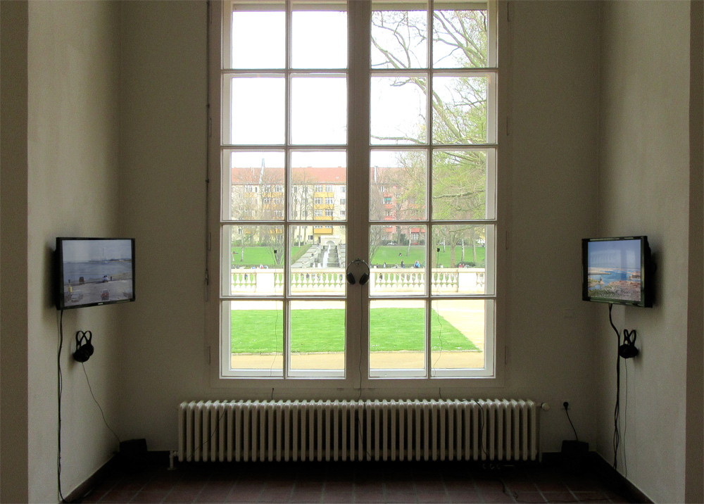 Video Installation Revier I + II 2 Monitore am Fenster, Galerie im Körnerpark Berlin