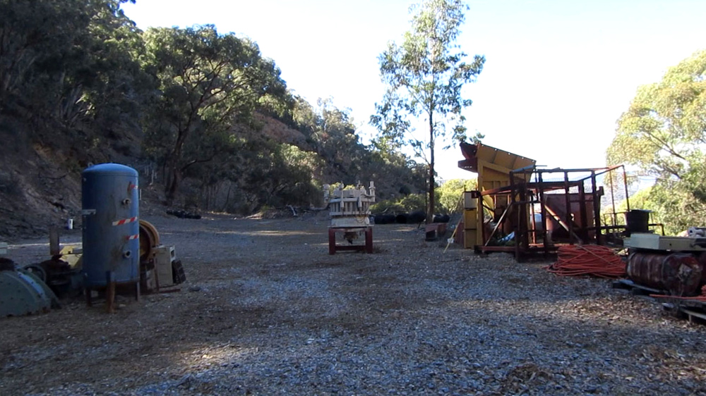 video still: Hill End illegal Gold Mine videostill_Mine_kl
